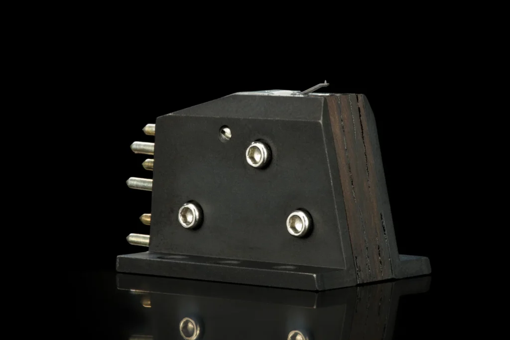 Audio Note IO Ltd MC